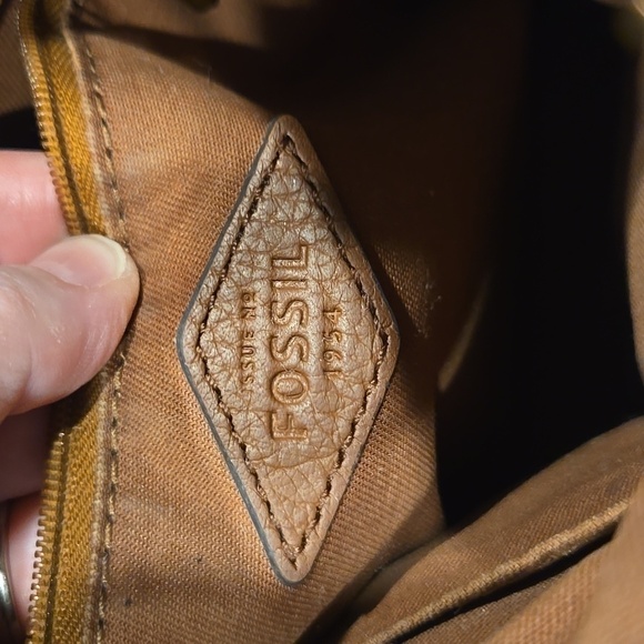 FOSSIL LEATHER PATCHWORK CROSSBODY BAG. - Picture 8 of 12